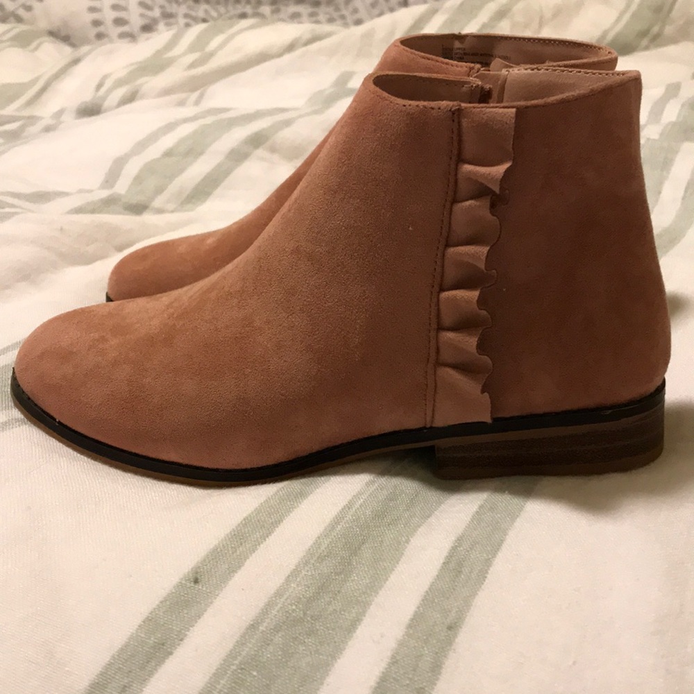 Girls Pink Cat & Jack Booties